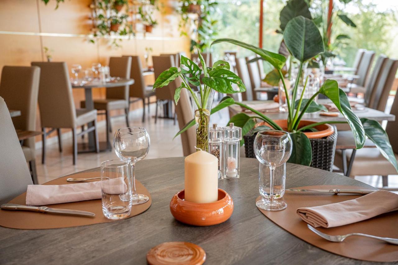 Logis Hostellerie La Chaumiere アルソンヴァル エクステリア 写真